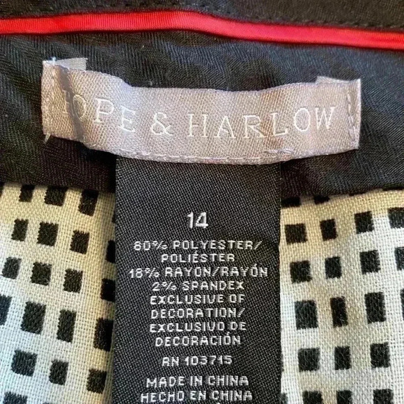 Hope & Harlow Black and White Woman’s Checked Pants, Size 14. - Picture 9 of 10